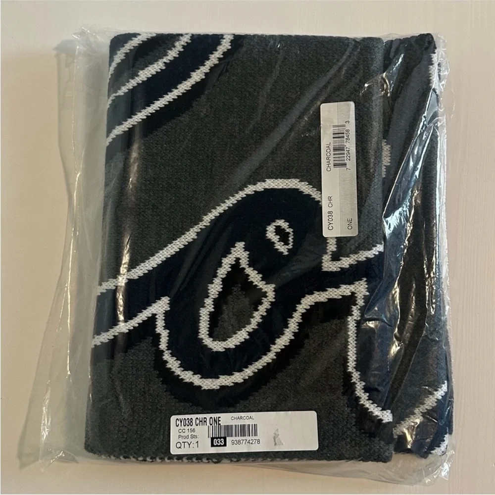 NWT Coach Script Print Knit Muffler Scarf - Picture 3 of 5